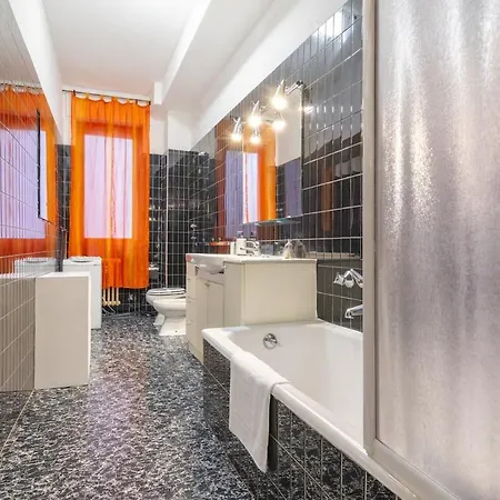 - Spacious And Bright Apartment, Elegant Area Apartmán Milán