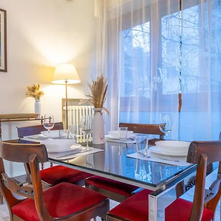 - Spacious And Bright Apartment, Elegant Area Milán